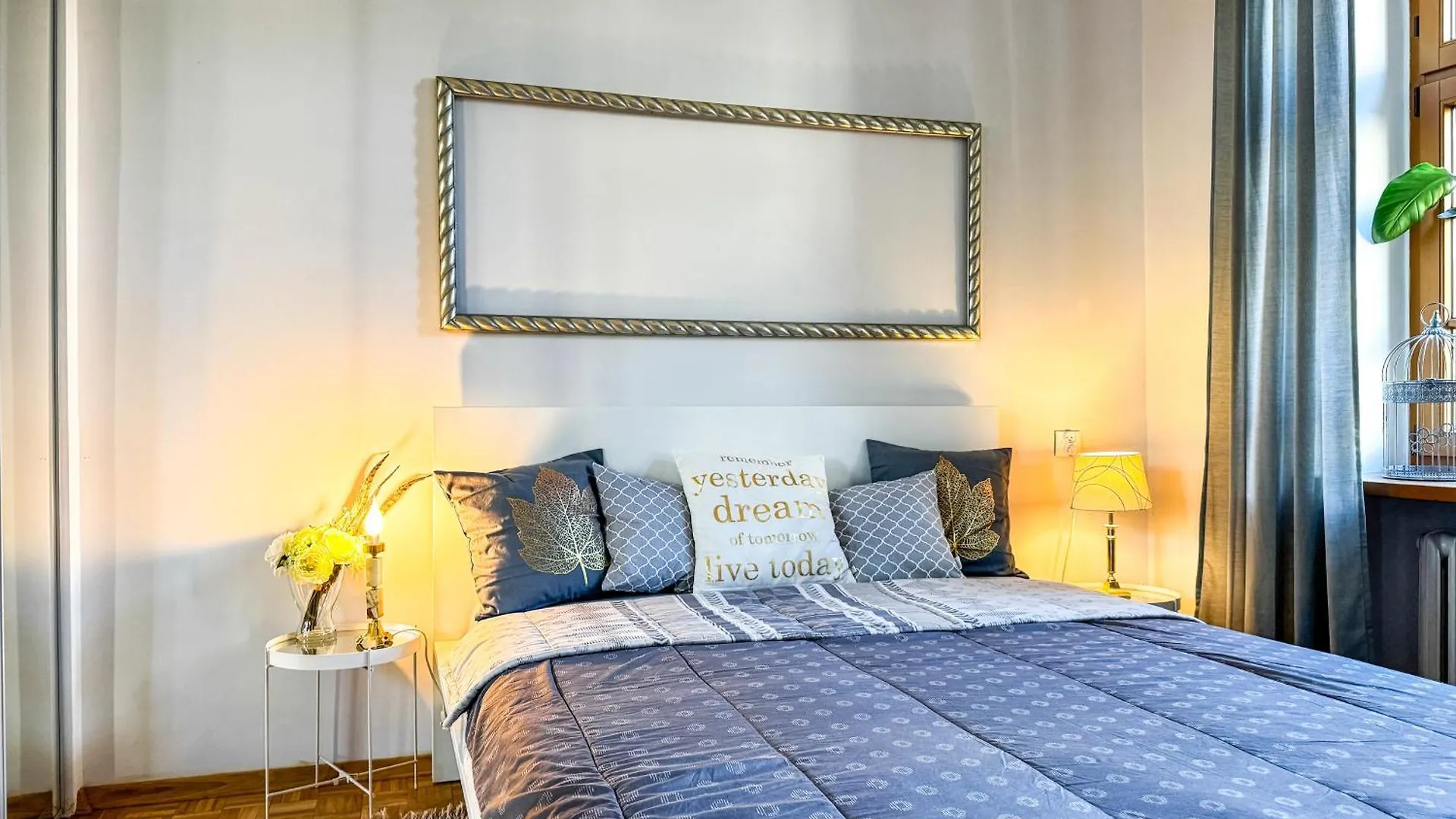 Luxury Decor & Amazing Island Views, Center! 5Mins Rynek Apartment Wroclaw Poland