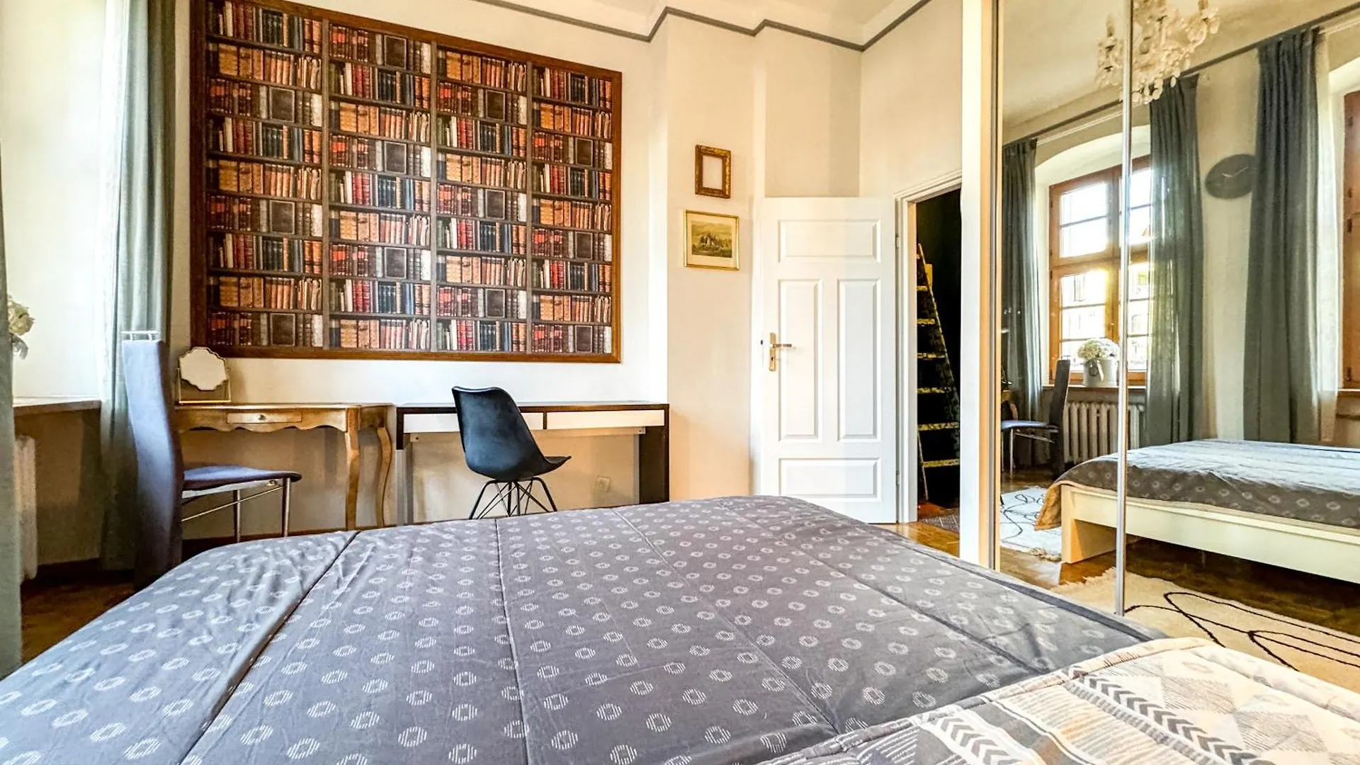Luxury Decor & Amazing Island Views, Center! 5Mins Rynek Apartment Wroclaw 0*,