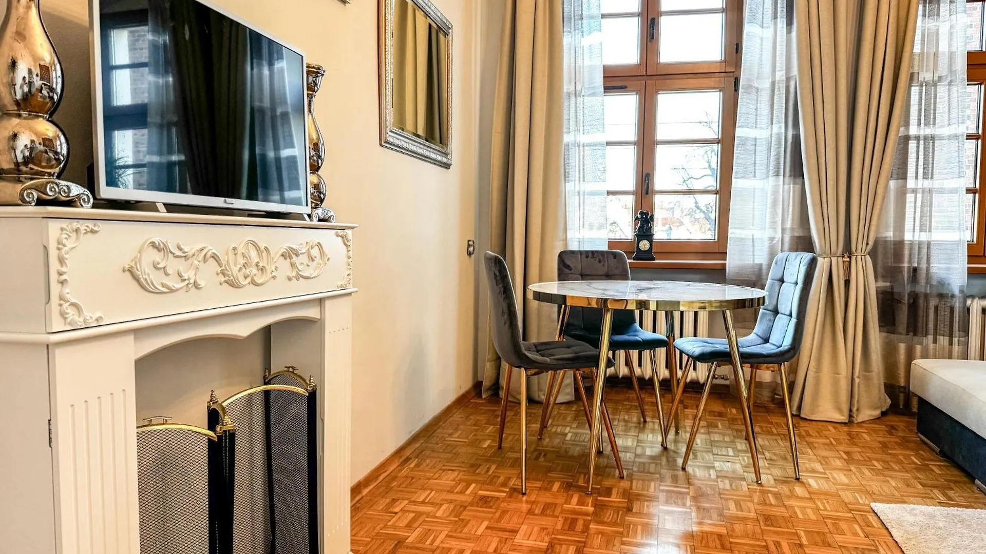 Luxury Decor & Amazing Island Views, Center! 5Mins Rynek Apartment Wroclaw