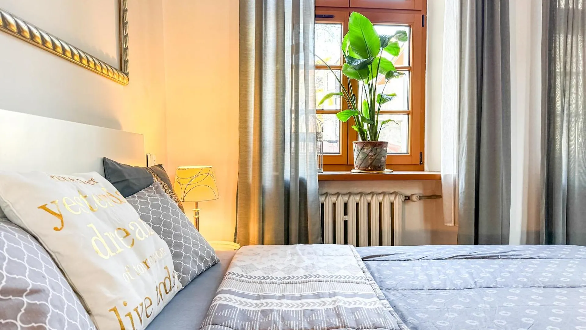 Luxury Decor & Amazing Island Views, Center! 5Mins Rynek Apartment Wroclaw