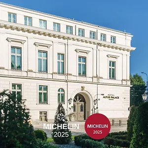 Altus Palace - Destigo Hotell